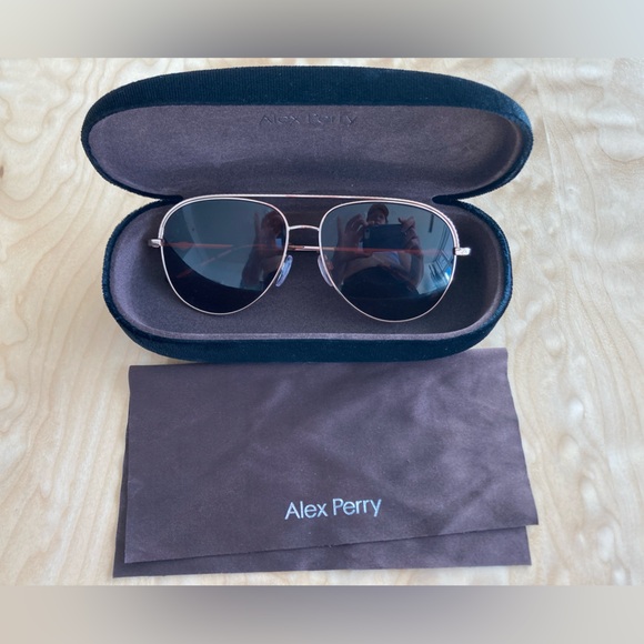 Alex Perry Aviator Rose-Gold Sunglasses - Picture 11 of 11